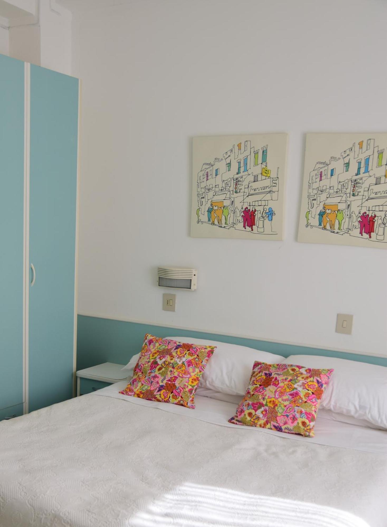 Hotel Maarea Milano Marittima Exterior photo